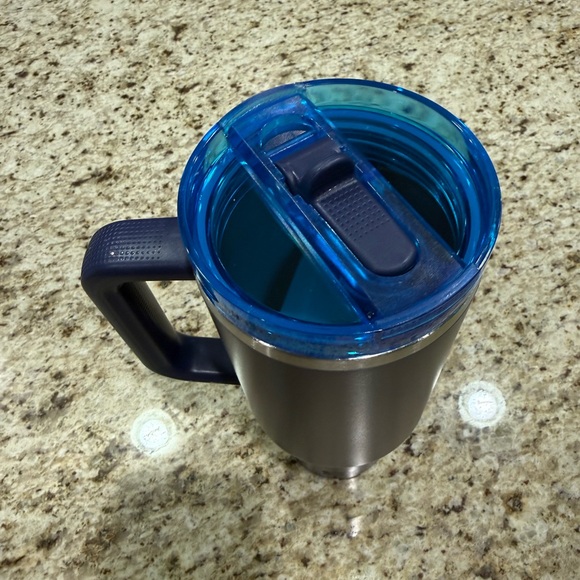 Stanley Blue Corn Insulated Mug - Picture 3 of 3
